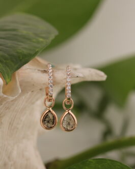 18 kt Rose Gold Earring with Rose Cut White Diamonds