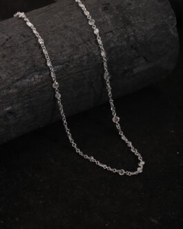 18 kt White Gold Chain with Rose Cut White Diamonds